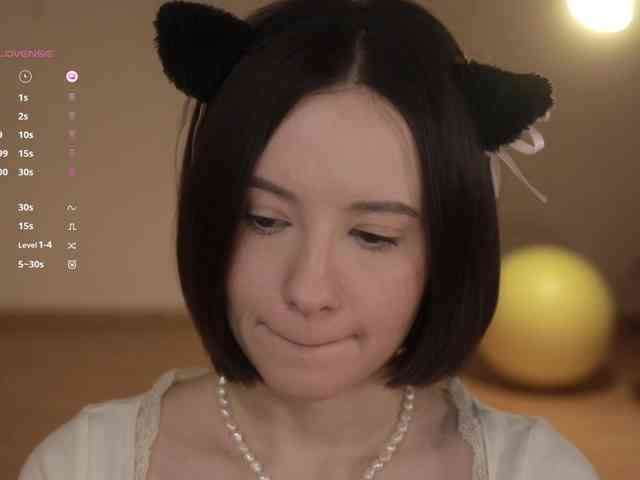 -FemaleEssence- -FemaleEssence-