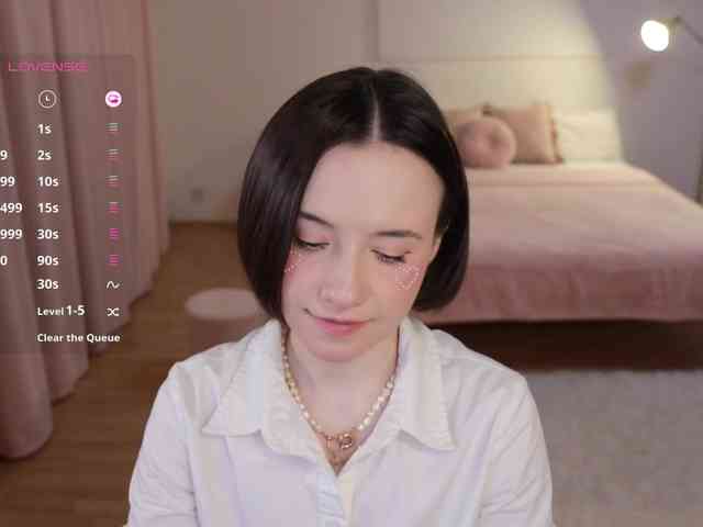 MissEssie webcam
