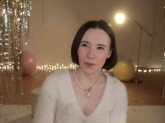 -FemaleEssence- -FemaleEssence-