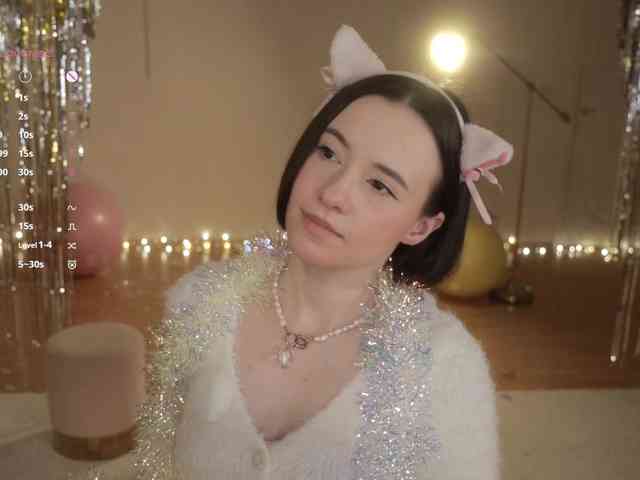 -FemaleEssence- -FemaleEssence-