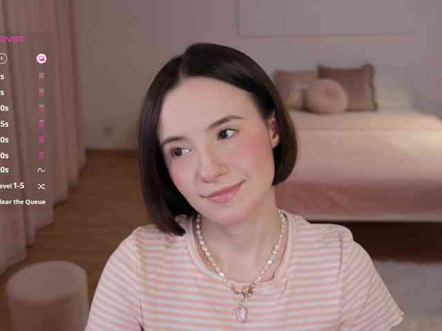 free webcam sex -FemaleEssence-