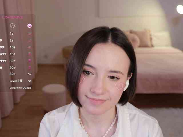 MissEssie webcam