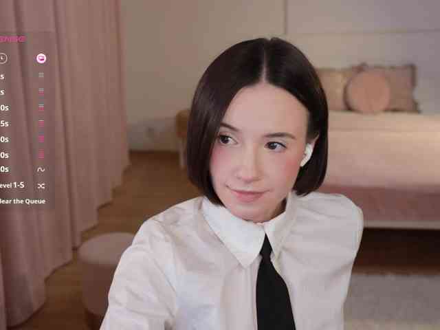 flirt chatroom -FemaleEssence-
