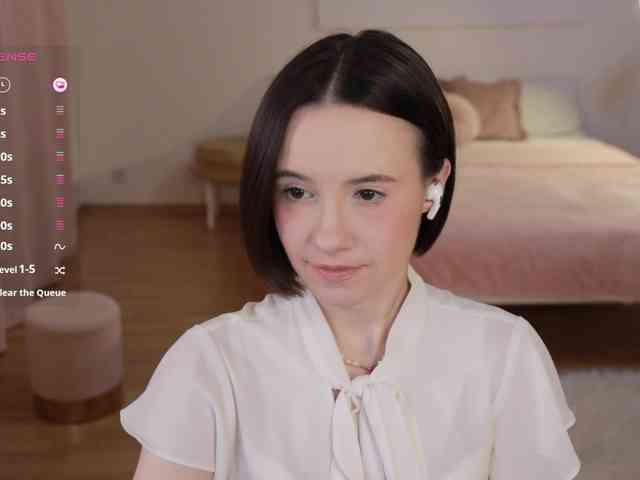 MissEssie webcam