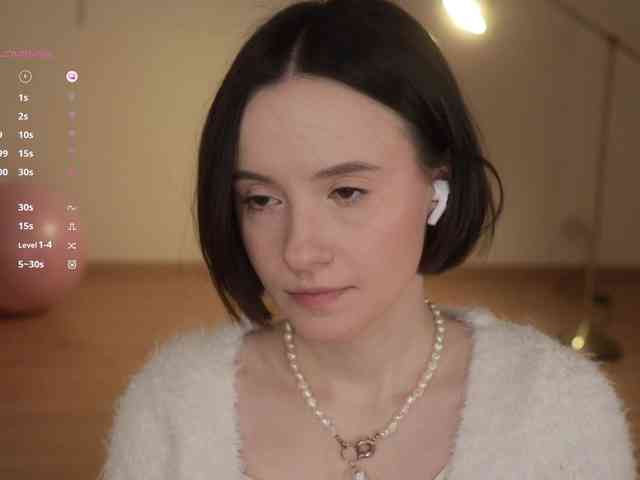 -FemaleEssence- -FemaleEssence-