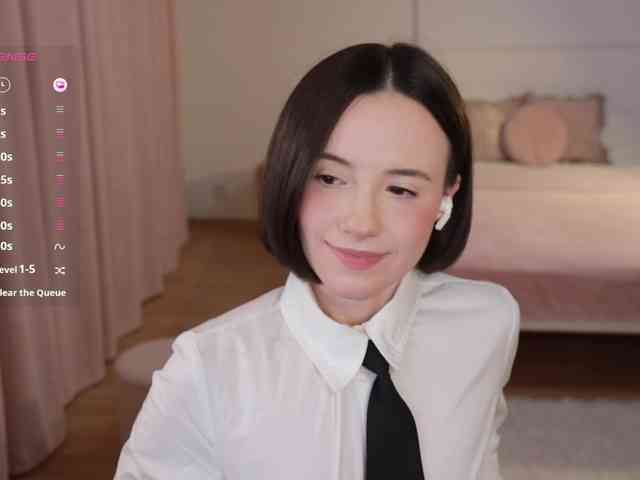 MissEssie webcam