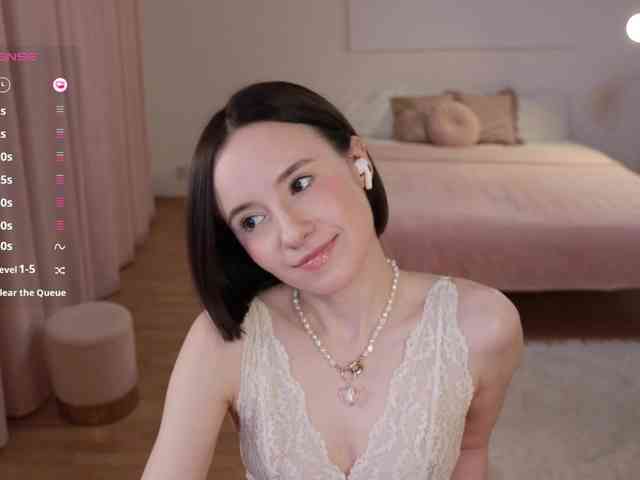 MissEssie webcam