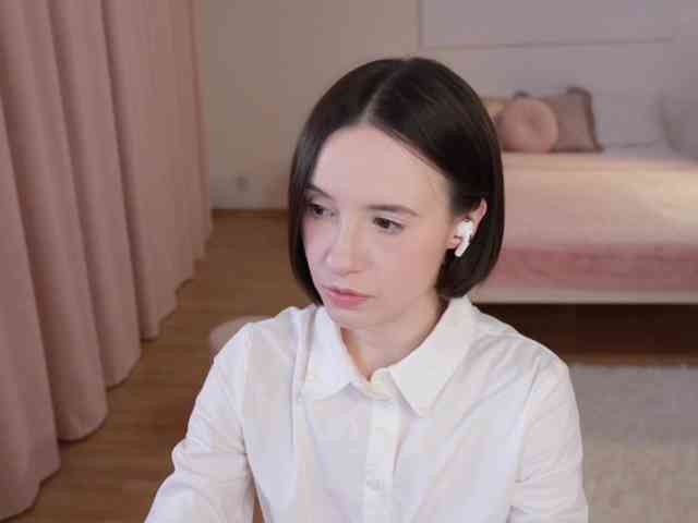 online web cam -FemaleEssence-