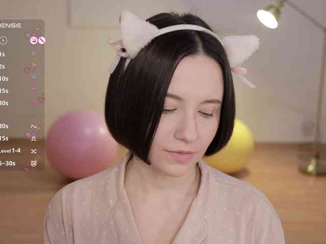 -FemaleEssence- -FemaleEssence-