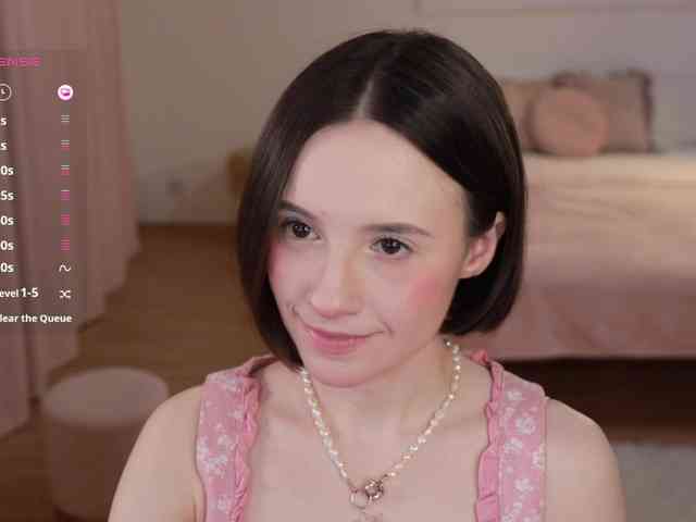 MissEssie webcam