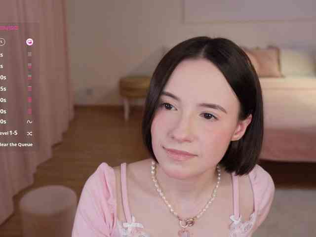 MissEssie webcam