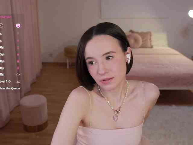 MissEssie webcam