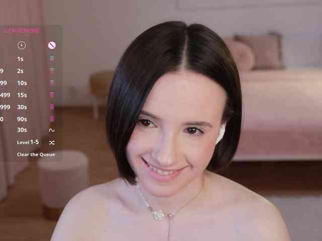 MissEssie webcam