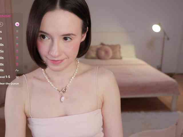 MissEssie webcam