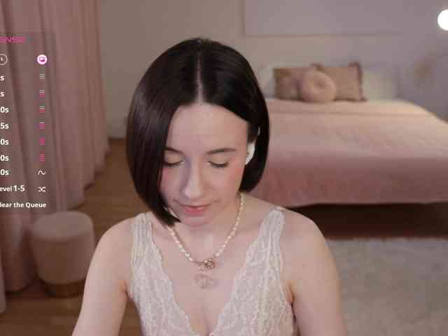 MissEssie webcam