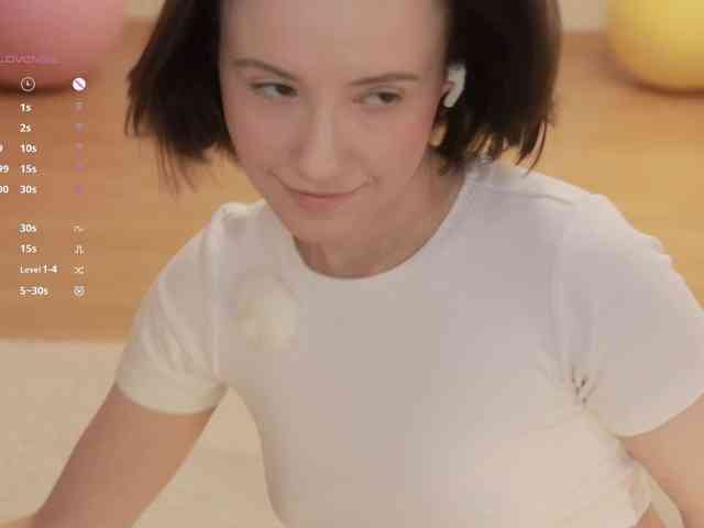 -FemaleEssence- Live Webcam on BongaCams