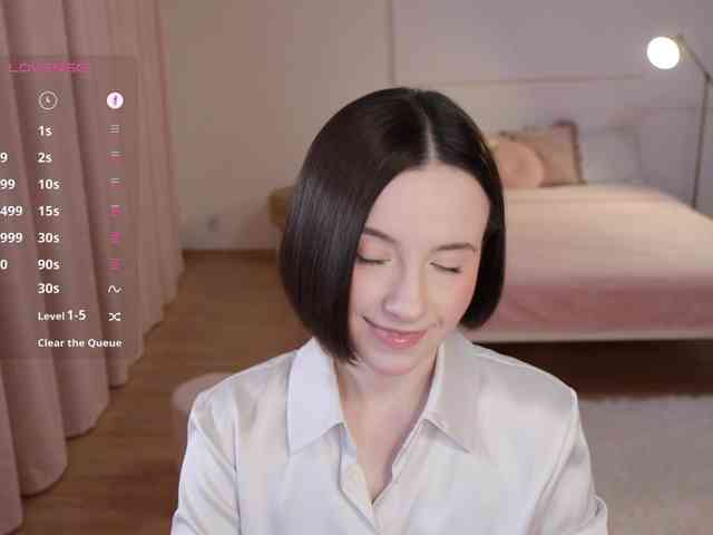 MissEssie webcam