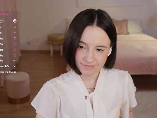 MissEssie webcam