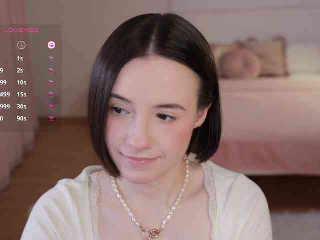 MissEssie webcam