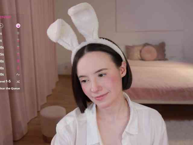 MissEssie webcam