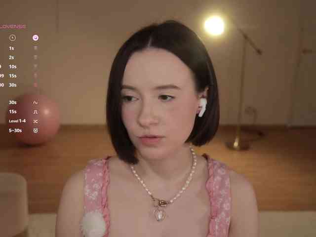 -FemaleEssence- -FemaleEssence-