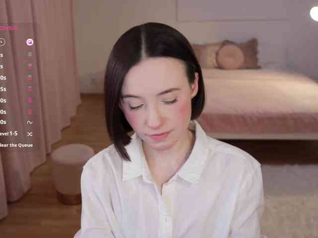 MissEssie webcam