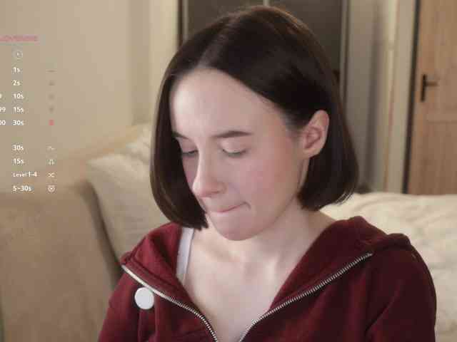 MissEssie webcam