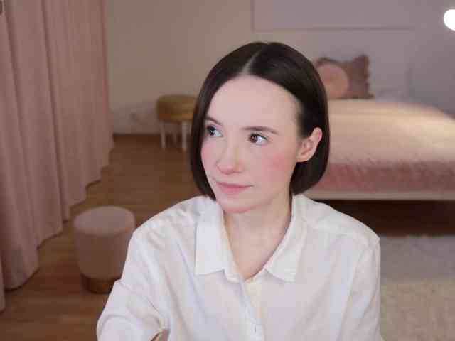 MissEssie webcam