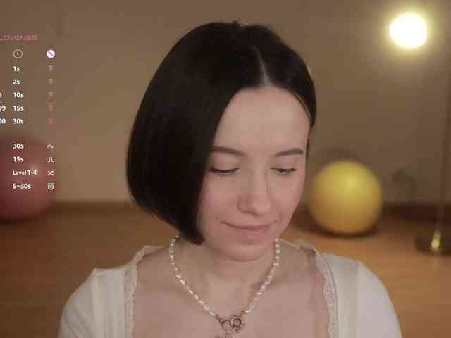 -FemaleEssence- -FemaleEssence-