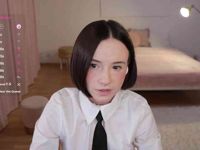 MissEssie webcam