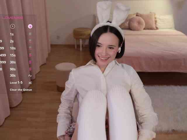 MissEssie webcam
