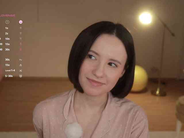 -FemaleEssence- -FemaleEssence-