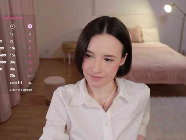 MissEssie webcam