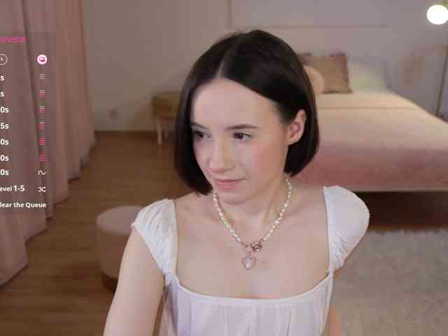 MissEssie webcam