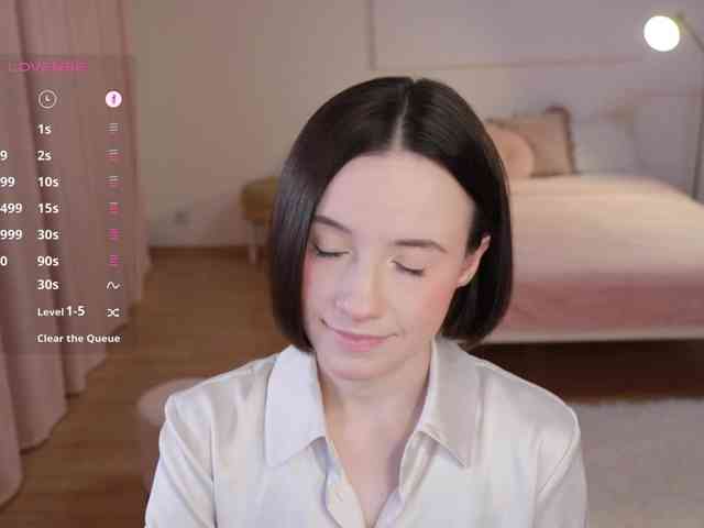 MissEssie webcam