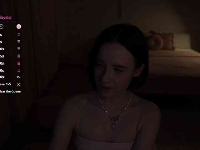 MissEssie webcam