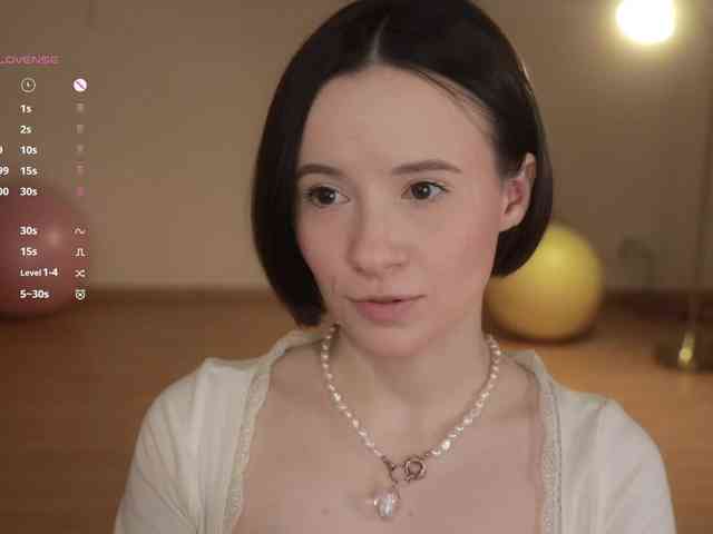 -FemaleEssence- -FemaleEssence-