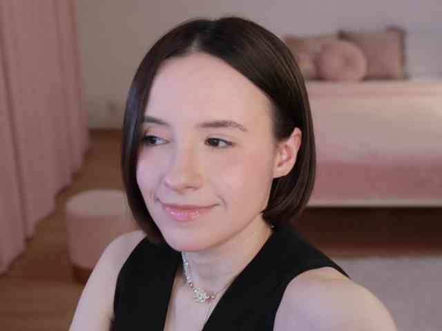 porno chatroom -FemaleEssence-