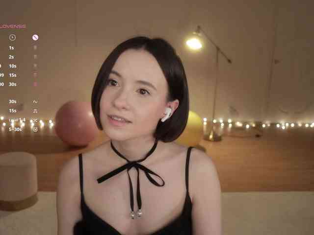 -FemaleEssence- -FemaleEssence-