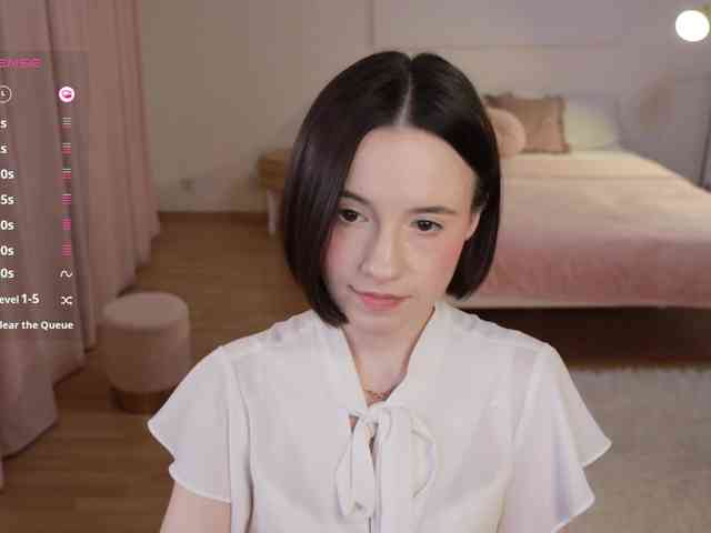 MissEssie webcam