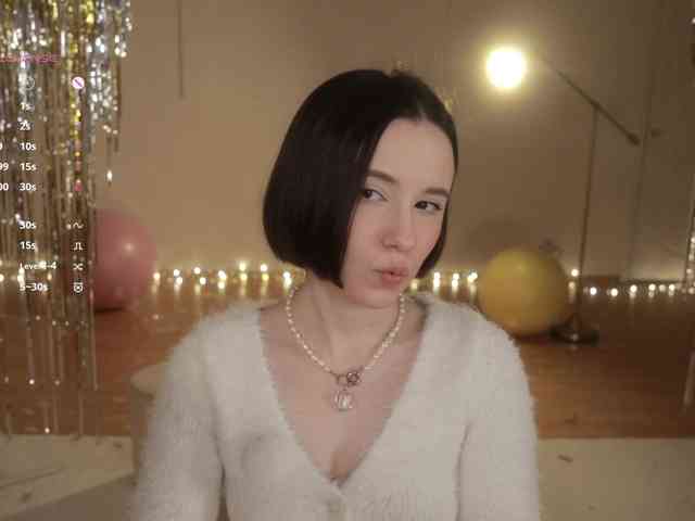 -FemaleEssence- -FemaleEssence-