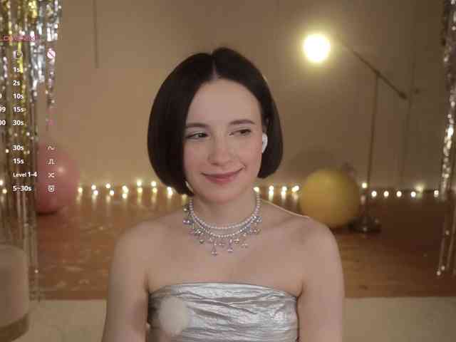 -FemaleEssence- -FemaleEssence-