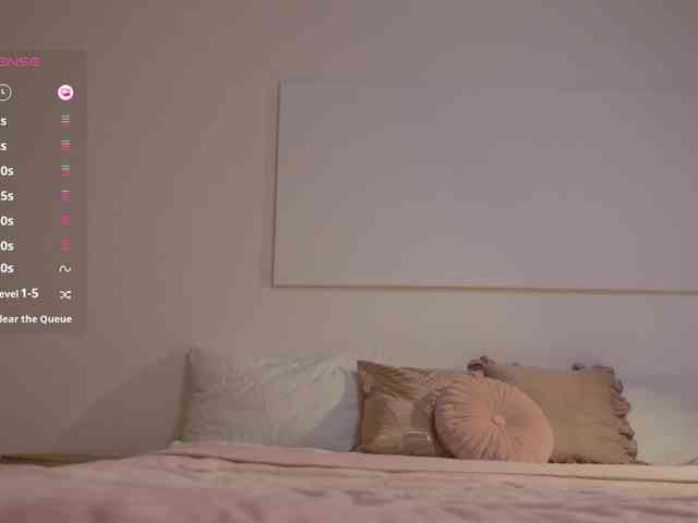 MissEssie webcam