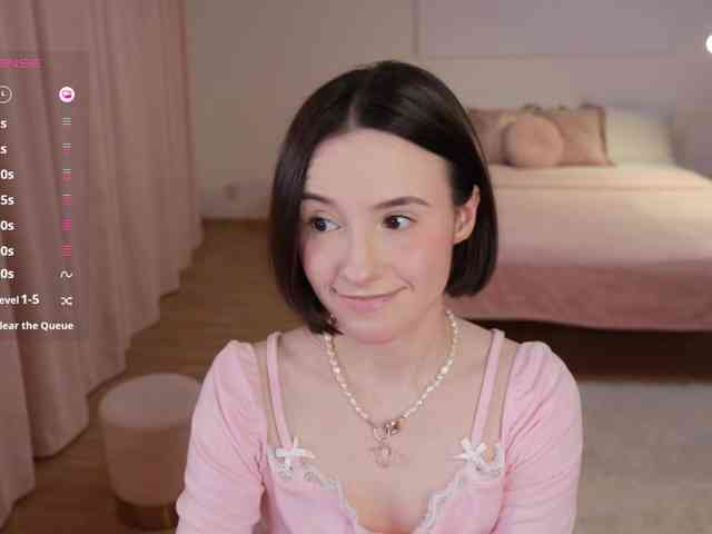 MissEssie webcam
