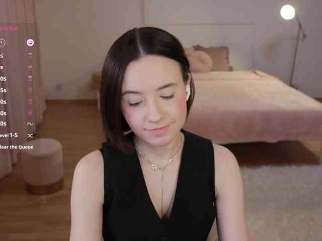 nude amateur online -FemaleEssence-
