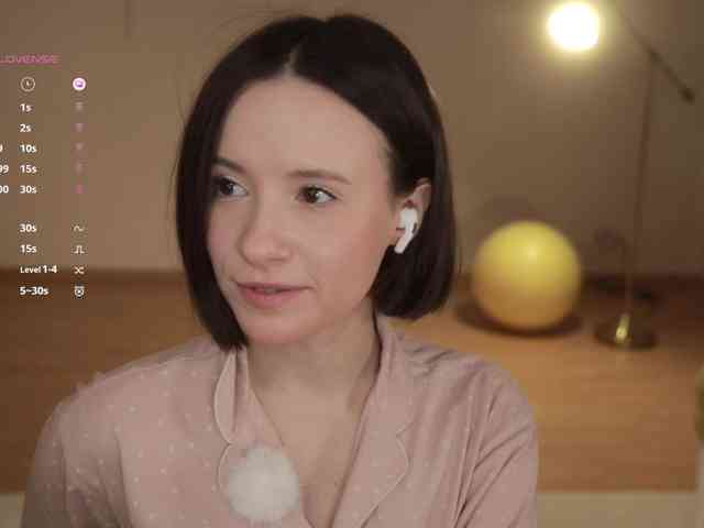 -FemaleEssence- -FemaleEssence-