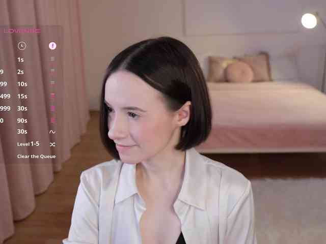 MissEssie webcam