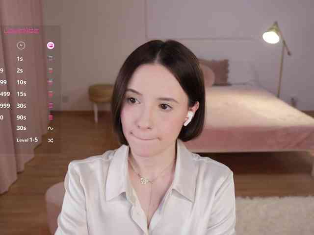 MissEssie webcam