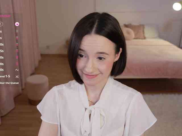 MissEssie webcam