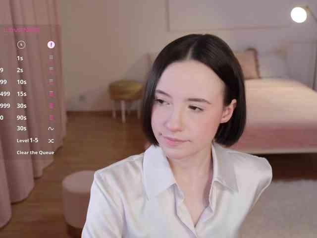 MissEssie webcam